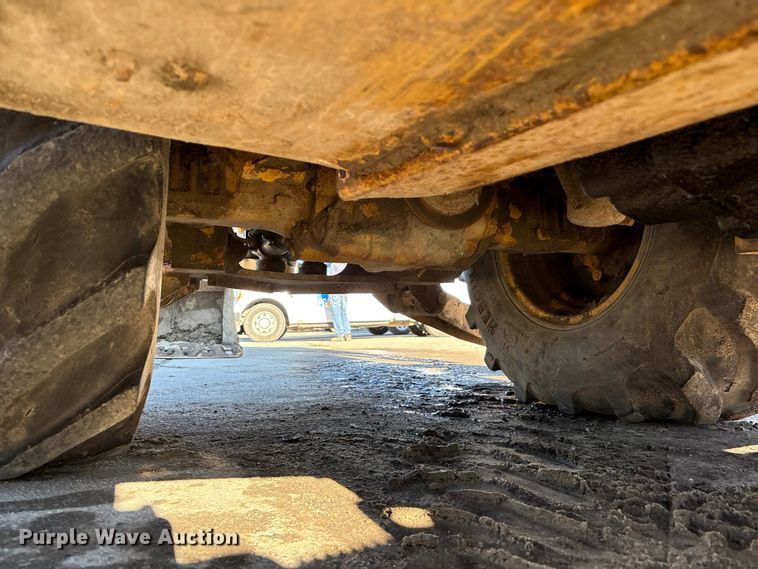 image for item EC8155 2009 Caterpillar 420E backhoe