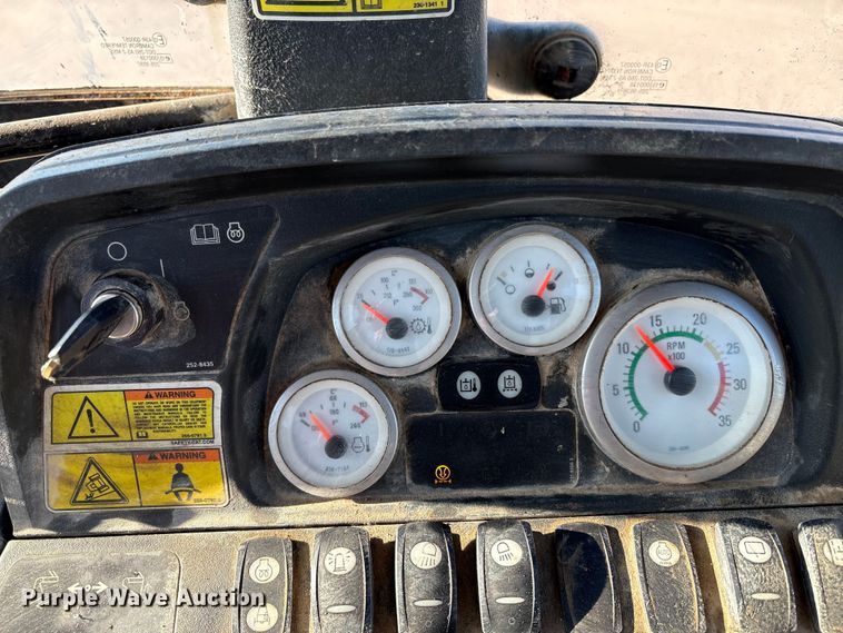 image for item EC8155 2009 Caterpillar 420E backhoe