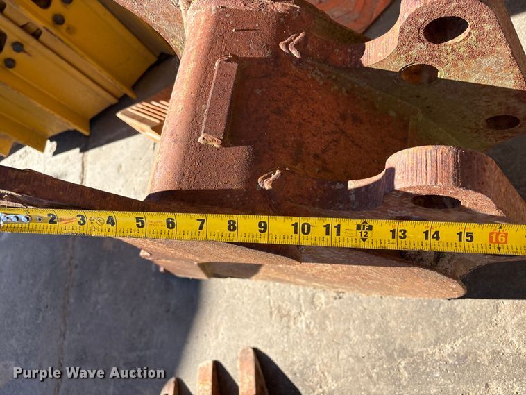 image for item EC8155 2009 Caterpillar 420E backhoe