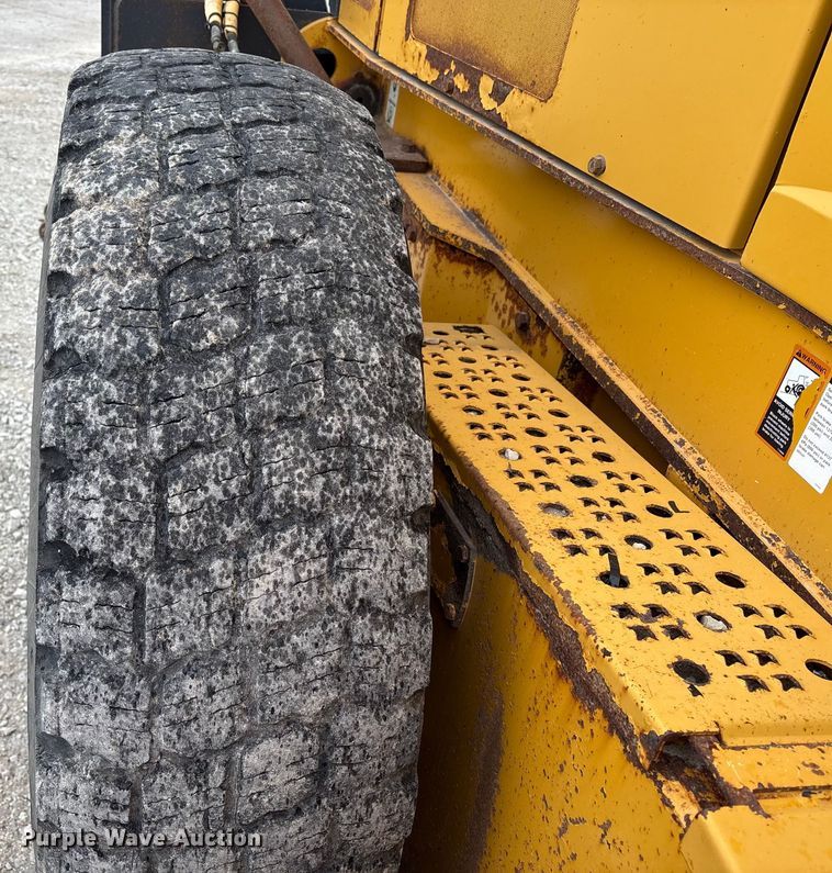 image for item ED1488 2012 John Deere 770GP motor grader