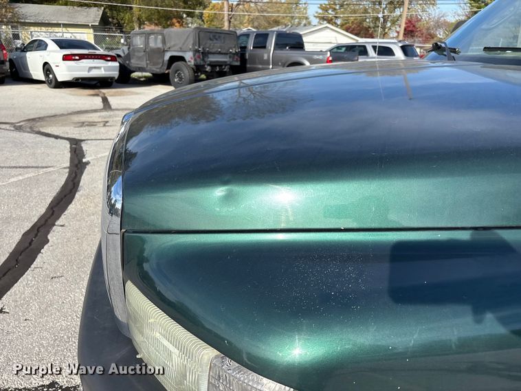 image for item ED2340 2001 Dodge Ram 2500 pickup truck