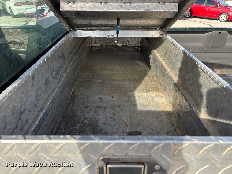 image for item ED2340 2001 Dodge Ram 2500 pickup truck