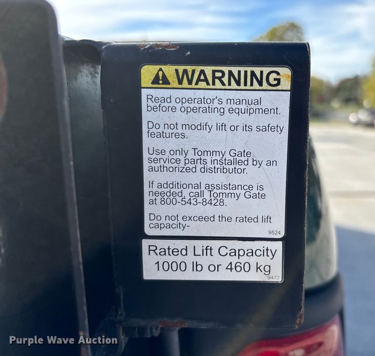 image for item ED2340 2001 Dodge Ram 2500 pickup truck