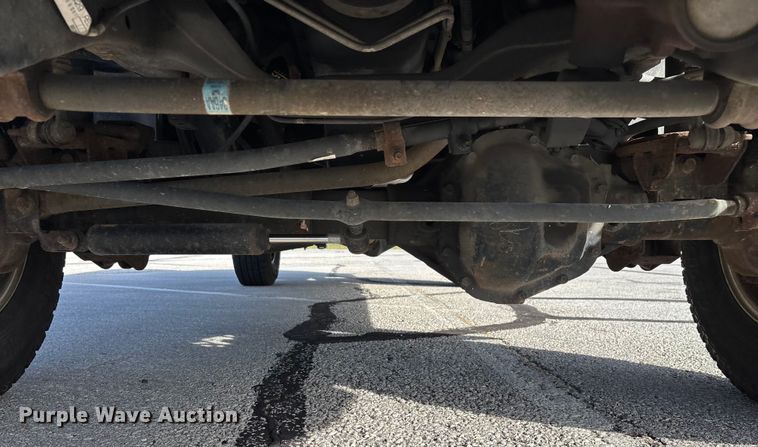 image for item ED2340 2001 Dodge Ram 2500 pickup truck