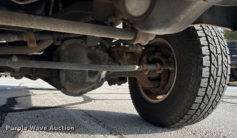 image for item ED2340 2001 Dodge Ram 2500 pickup truck