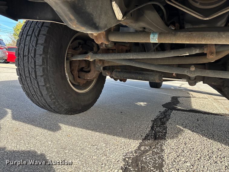 image for item ED2340 2001 Dodge Ram 2500 pickup truck