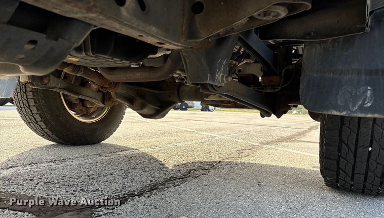 image for item ED2340 2001 Dodge Ram 2500 pickup truck