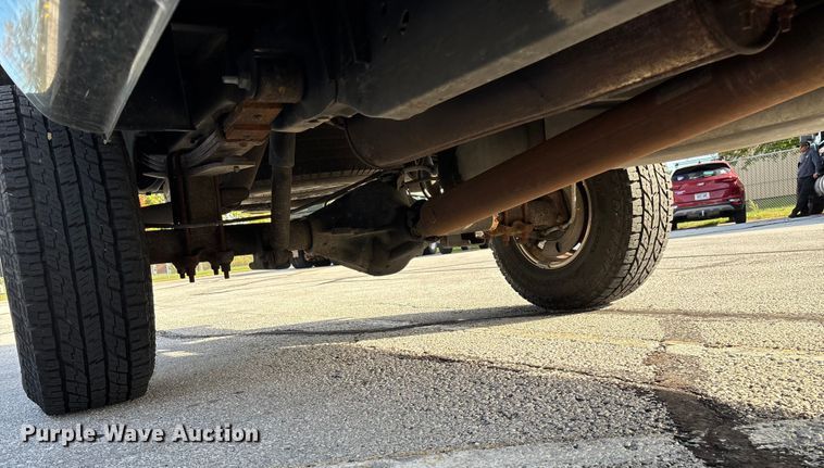 image for item ED2340 2001 Dodge Ram 2500 pickup truck