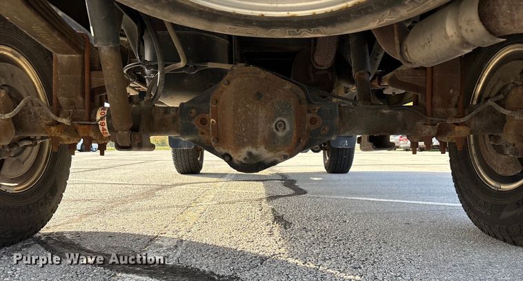 image for item ED2340 2001 Dodge Ram 2500 pickup truck