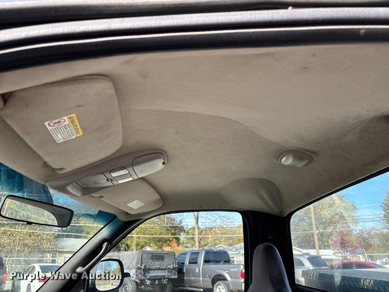 image for item ED2340 2001 Dodge Ram 2500 pickup truck