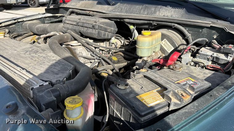 image for item ED2340 2001 Dodge Ram 2500 pickup truck