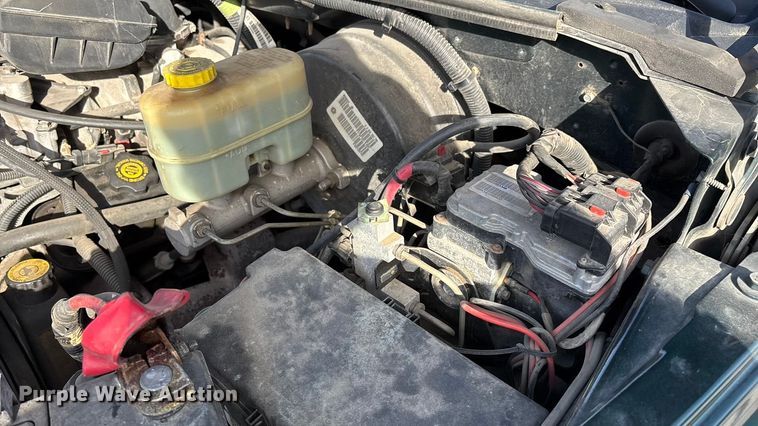 image for item ED2340 2001 Dodge Ram 2500 pickup truck