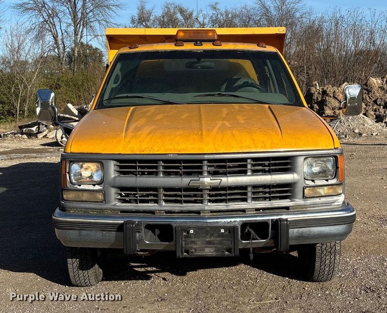 image for item ED2382 2000 Chevrolet C3500 Crew Cab dump bed pickup truck