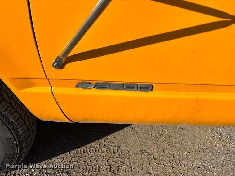 image for item ED2382 2000 Chevrolet C3500 Crew Cab dump bed pickup truck