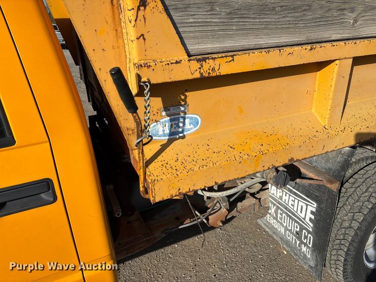 image for item ED2382 2000 Chevrolet C3500 Crew Cab dump bed pickup truck