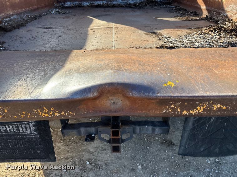 image for item ED2382 2000 Chevrolet C3500 Crew Cab dump bed pickup truck