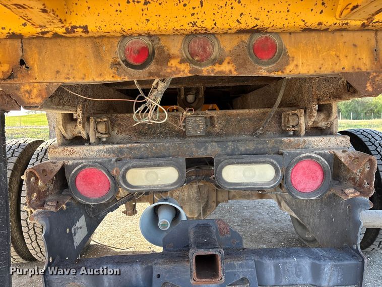 image for item ED2382 2000 Chevrolet C3500 Crew Cab dump bed pickup truck