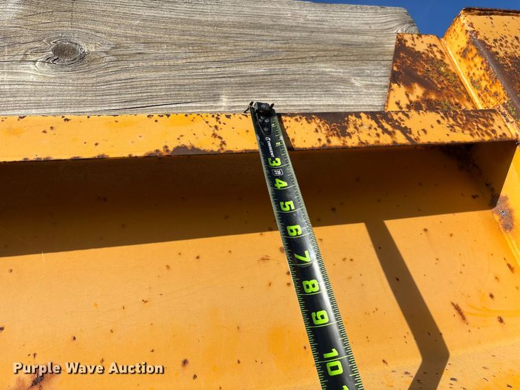 image for item ED2382 2000 Chevrolet C3500 Crew Cab dump bed pickup truck