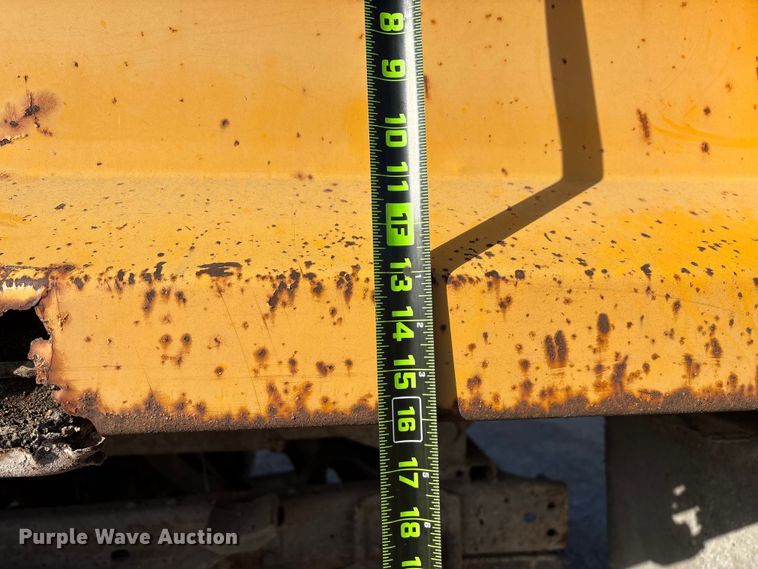 image for item ED2382 2000 Chevrolet C3500 Crew Cab dump bed pickup truck