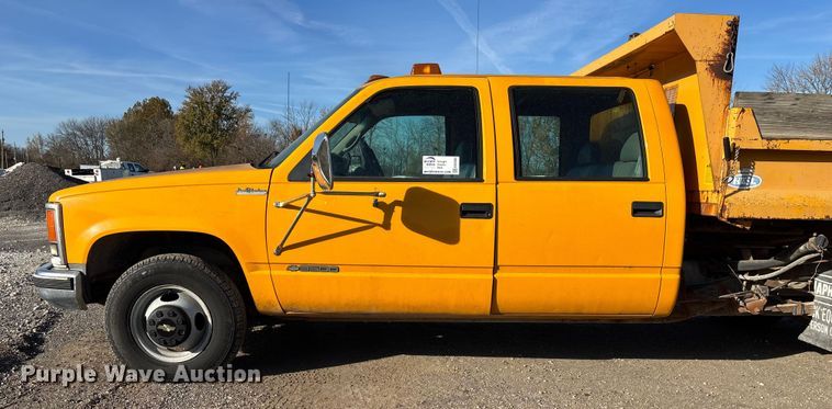 image for item ED2382 2000 Chevrolet C3500 Crew Cab dump bed pickup truck