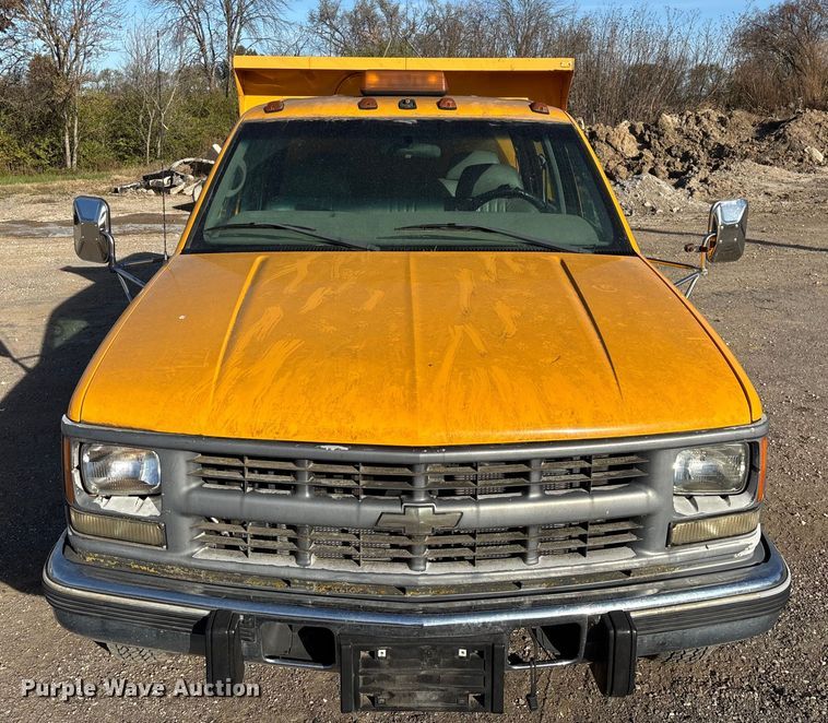 image for item ED2382 2000 Chevrolet C3500 Crew Cab dump bed pickup truck