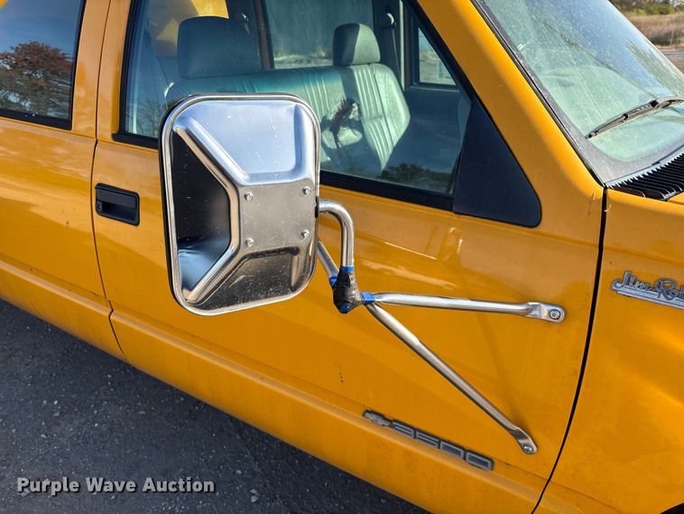 image for item ED2382 2000 Chevrolet C3500 Crew Cab dump bed pickup truck