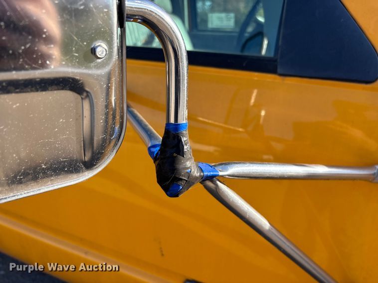 image for item ED2382 2000 Chevrolet C3500 Crew Cab dump bed pickup truck