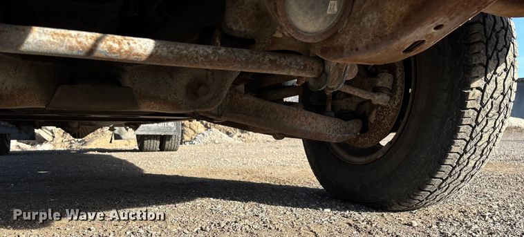 image for item ED2382 2000 Chevrolet C3500 Crew Cab dump bed pickup truck