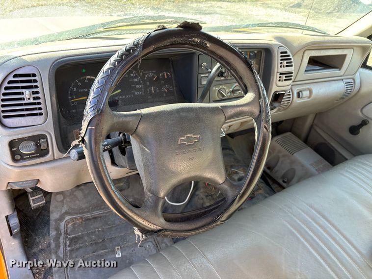 image for item ED2382 2000 Chevrolet C3500 Crew Cab dump bed pickup truck