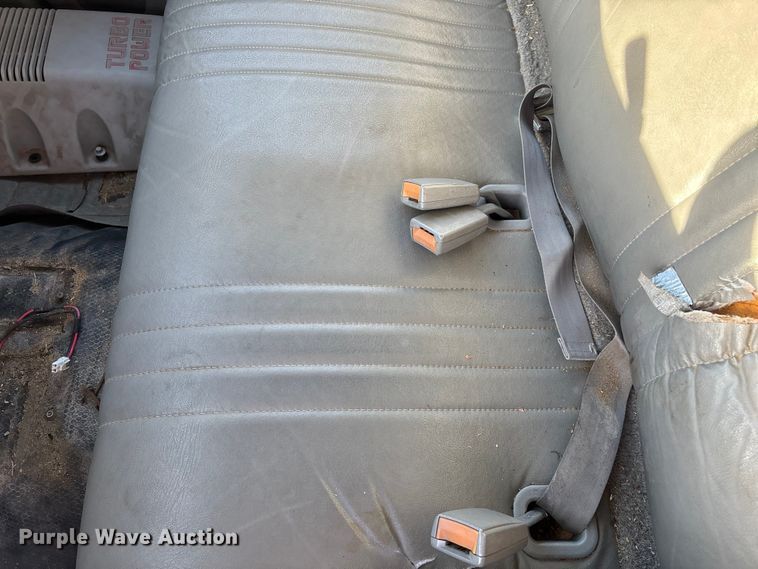 image for item ED2382 2000 Chevrolet C3500 Crew Cab dump bed pickup truck