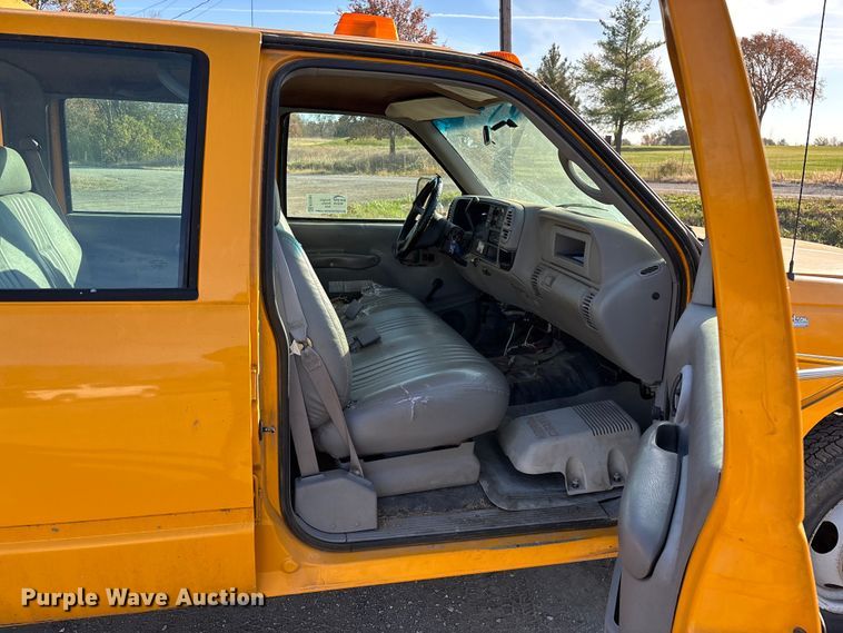 image for item ED2382 2000 Chevrolet C3500 Crew Cab dump bed pickup truck