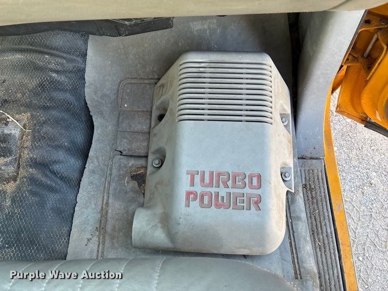 image for item ED2382 2000 Chevrolet C3500 Crew Cab dump bed pickup truck