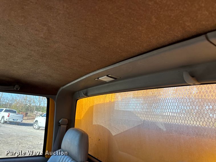 image for item ED2382 2000 Chevrolet C3500 Crew Cab dump bed pickup truck