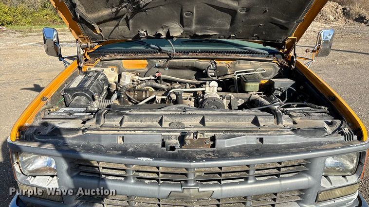 image for item ED2382 2000 Chevrolet C3500 Crew Cab dump bed pickup truck