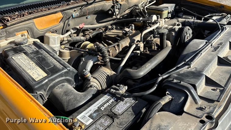 image for item ED2382 2000 Chevrolet C3500 Crew Cab dump bed pickup truck