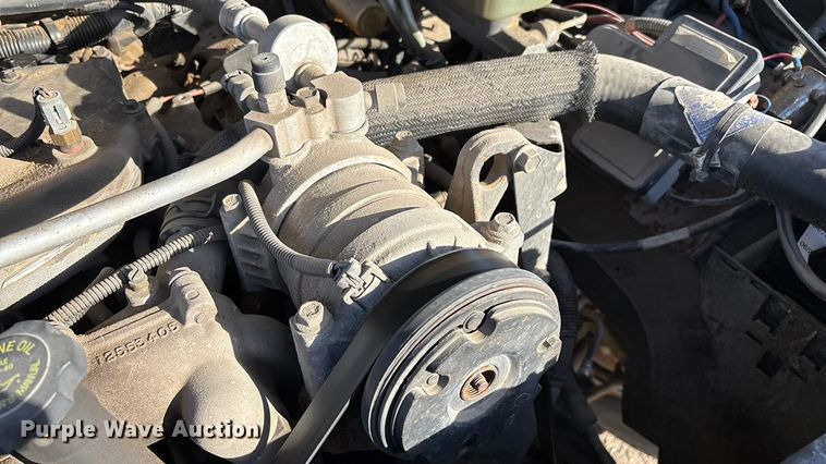 image for item ED2382 2000 Chevrolet C3500 Crew Cab dump bed pickup truck