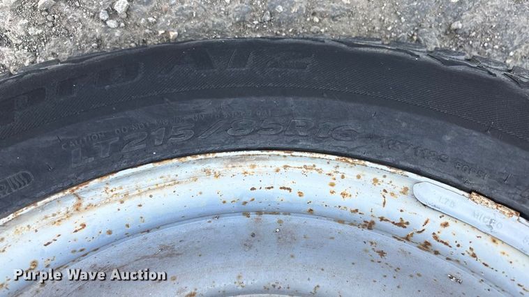 image for item ED2382 2000 Chevrolet C3500 Crew Cab dump bed pickup truck