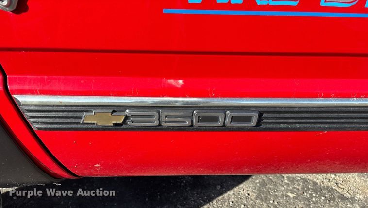 image for item ED2383 1996 Chevrolet K3500 Crew Cab pickup truck