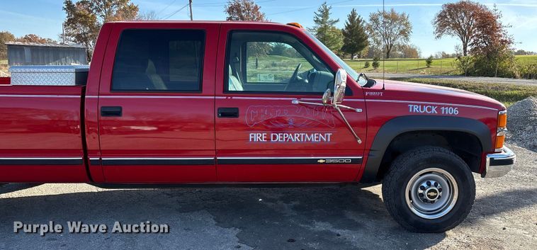 image for item ED2383 1996 Chevrolet K3500 Crew Cab pickup truck