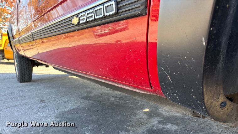 image for item ED2383 1996 Chevrolet K3500 Crew Cab pickup truck