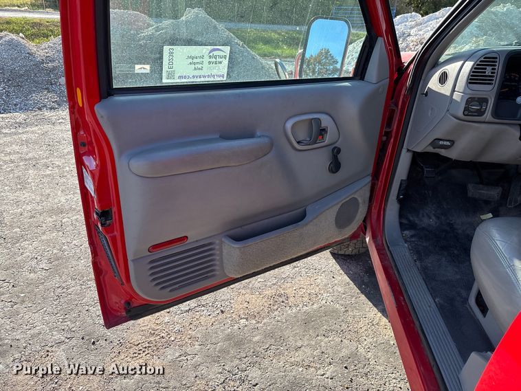 image for item ED2383 1996 Chevrolet K3500 Crew Cab pickup truck