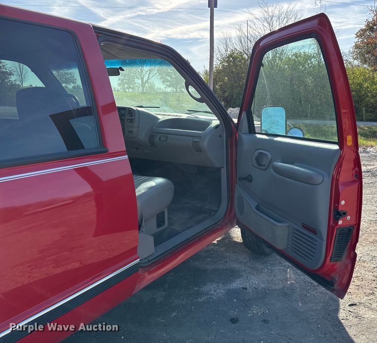 image for item ED2383 1996 Chevrolet K3500 Crew Cab pickup truck