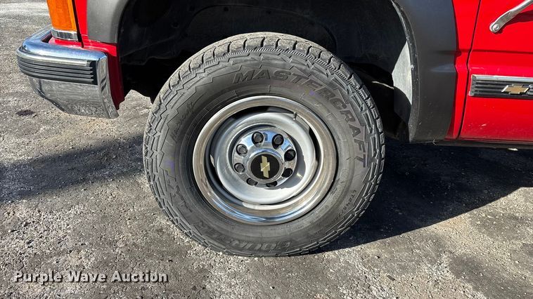 image for item ED2383 1996 Chevrolet K3500 Crew Cab pickup truck