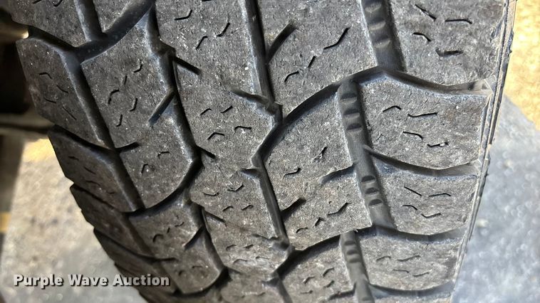 image for item ED2383 1996 Chevrolet K3500 Crew Cab pickup truck