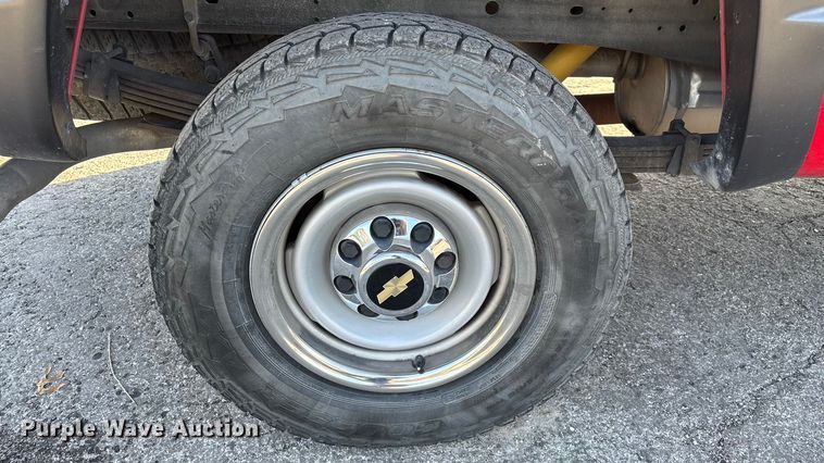 image for item ED2383 1996 Chevrolet K3500 Crew Cab pickup truck