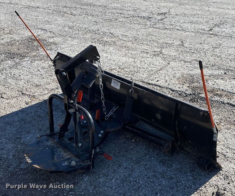 image for item ED2384 2007 Kubota RTV900 utility vehicle