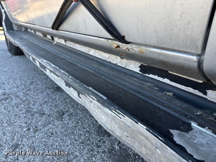 image for item ED2385 1990 Chevrolet Astro Van van