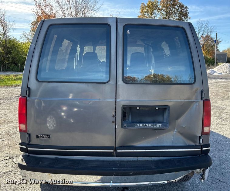 image for item ED2385 1990 Chevrolet Astro Van van