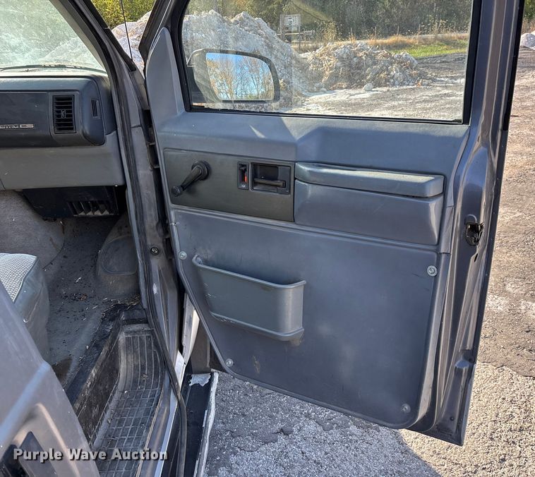 image for item ED2385 1990 Chevrolet Astro Van van