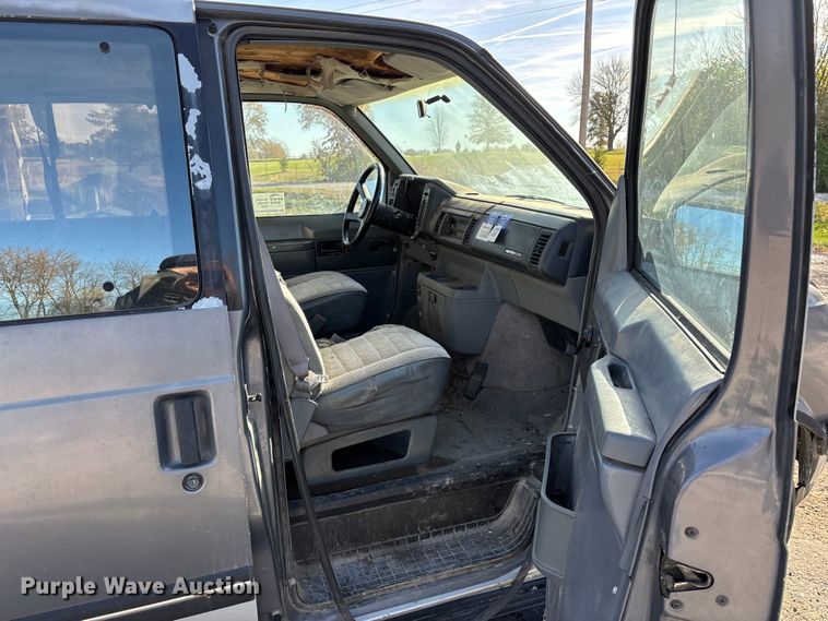 image for item ED2385 1990 Chevrolet Astro Van van